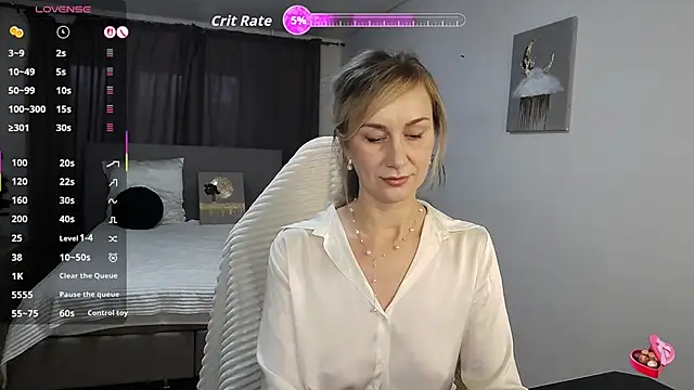 Snapshot of Vanessa_Nowak chatting on November 6, 2025, 12:06 pm Vanessa Nowak online show from November 6, 2025, 12:06 pm