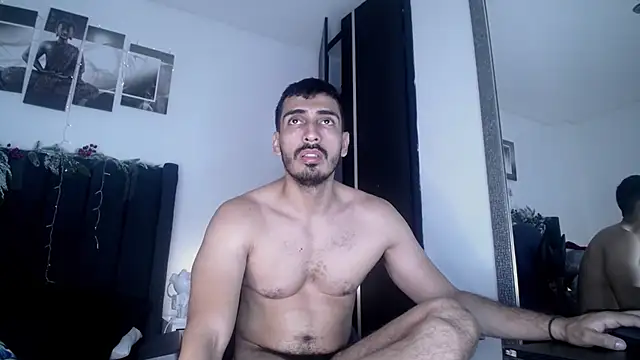 Snapshot of muscle_ares chatting on December 22, 2024, 3:33 pm muscle ares online show from December 22, 2024, 3:33 pm