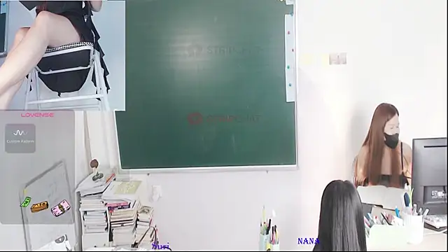 Snapshot of _Math_ chatting on July 11, 2026, 12:24 am Math online show from July 11, 2026, 12:24 am