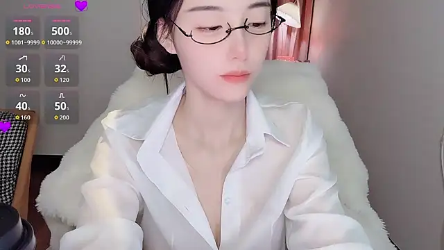 Snapshot of Duomiz chatting on October 23, 2025, 12:26 pm Duomiz online show from October 23, 2025, 12:26 pm