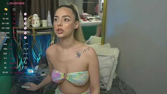 ScarletColes online show from January 9, 2025, 4:41 am