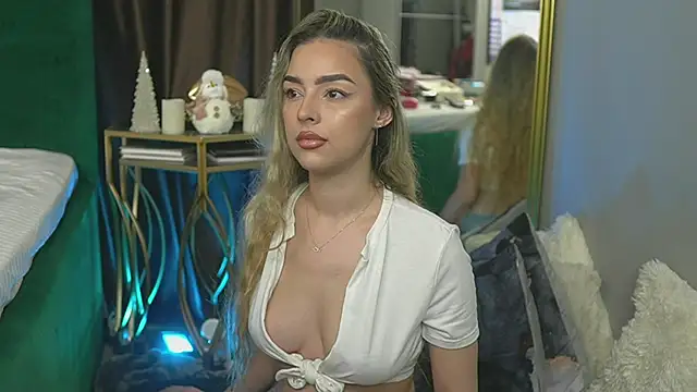 ScarletColes online show from January 10, 2025, 10:36 pm