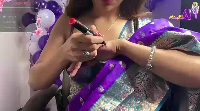 Snapshot of Royal_girl_1 chatting on December 30, 2024, 7:53 pm Royal girl 1 online show from December 30, 2024, 7:53 pm