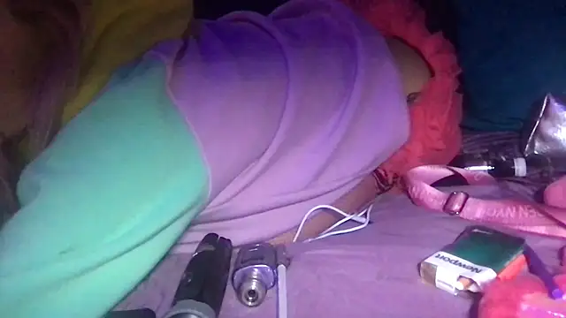 Snapshot of watermellonpussy chatting on December 21, 2024, 3:31 pm watermellonpussy online show from December 21, 2024, 3:31 pm