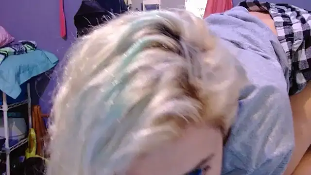 watermellonpussy online show from November 21, 2025, 4:49 pm