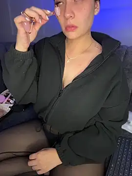 GabriellaFerrer online show from October 31, 2025, 10:05 am