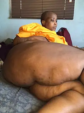 Snapshot of sotho_ssbbw chatting on June 10, 2026, 12:26 pm sotho ssbbw online show from June 10, 2026, 12:26 pm