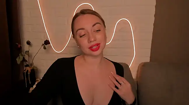 DanielaWisse online show from December 8, 2024, 9:52 pm