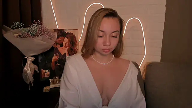 DanielaWisse online show from December 20, 2024, 2:52 am