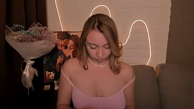 DanielaWisse online show from December 21, 2024, 4:41 am