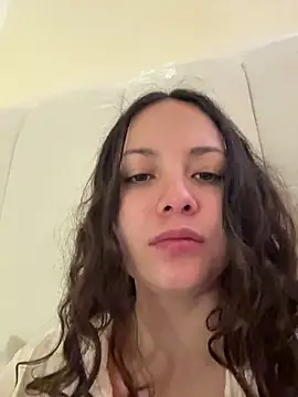 Megan Rodrigo online show from February 13, 2026, 1:51 pm