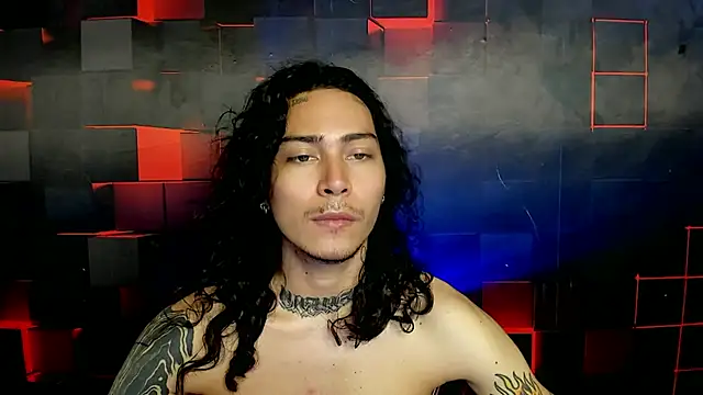 chromeheart  online show from April 20, 2026, 9:16 pm