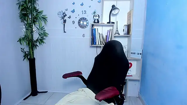 Snapshot of bbw_charlote chatting on March 22, 2025, 12:14 pm bbw charlote online show from March 22, 2025, 12:14 pm