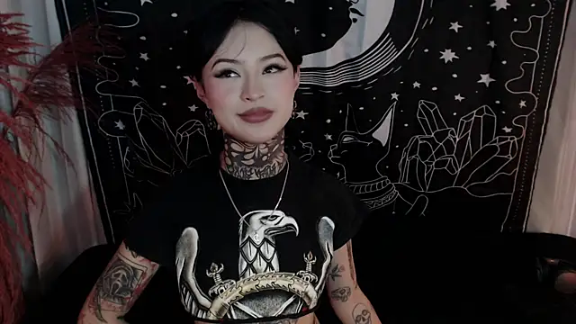 Snapshot of Isabella__dark chatting on January 30, 2025, 11:24 pm Isabella dark online show from January 30, 2025, 11:24 pm