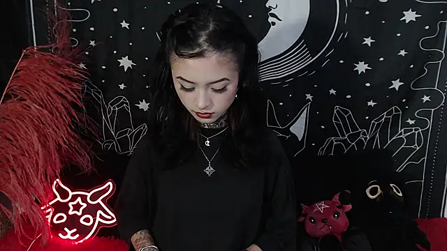 Snapshot of Isabella__dark chatting on March 22, 2025, 12:06 am Isabella dark online show from March 22, 2025, 12:06 am