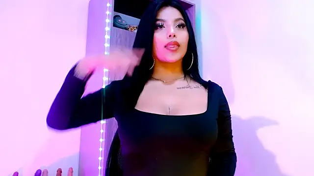 Snapshot of Candy_beauty chatting on May 15, 2026, 1:51 pm Candy beauty online show from May 15, 2026, 1:51 pm