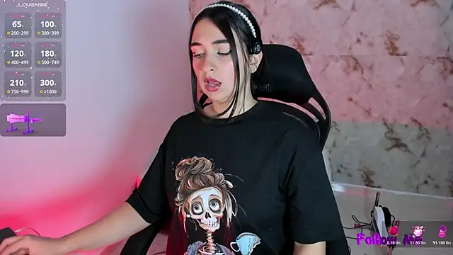 Snapshot of Abbieowenx chatting on November 7, 2025, 2:50 pm Abbieowenx online show from November 7, 2025, 2:50 pm