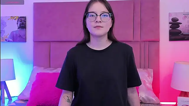 Snapshot of xbarbie_angelx chatting on March 21, 2025, 10:39 pm xbarbie angelx online show from March 21, 2025, 10:39 pm