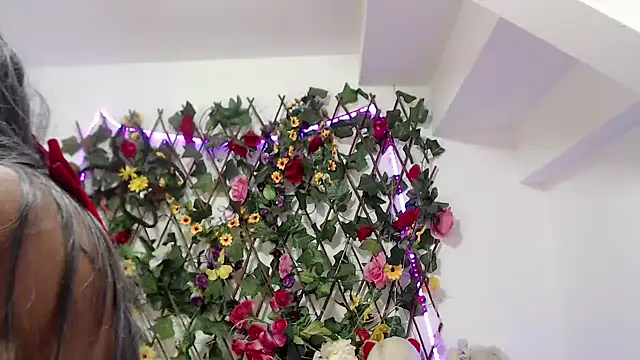 sexysusan4you online show from December 14, 2024, 8:40 pm