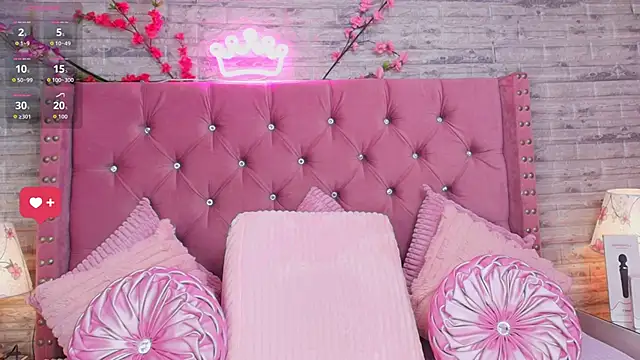 AuroraSim online show from October 18, 2025, 1:34 pm