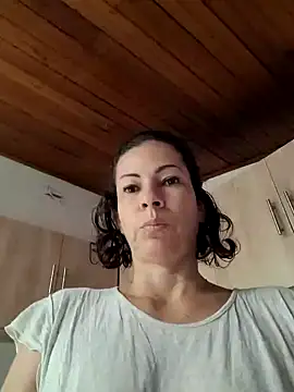 NATALIA MAGICK online show from February 3, 2025, 3:06 pm