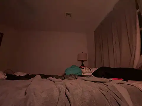 JordanSilk online show from June 19, 2026, 4:50 am