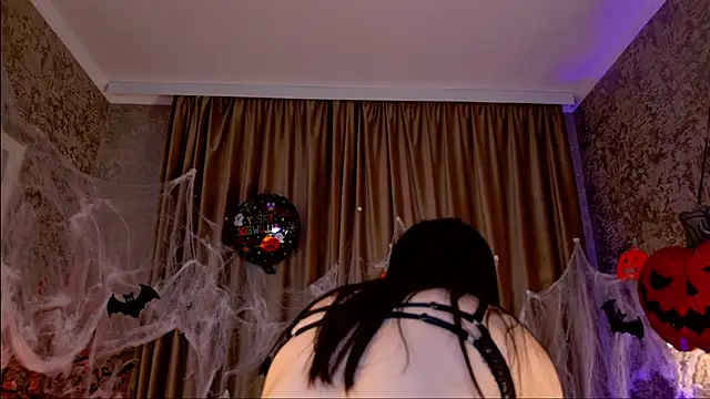 FreyaRaya online show from November 2, 2025, 2:58 am