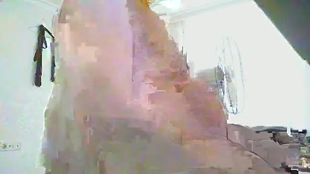 Snapshot of thekeys chatting on October 6, 2025, 10:56 am thekeys online show from October 6, 2025, 10:56 am