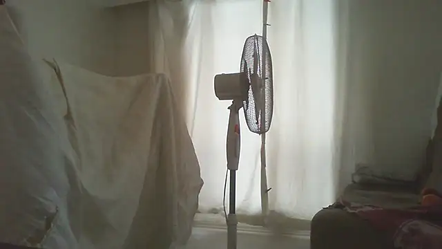 Snapshot of thekeys chatting on November 6, 2025, 10:38 am thekeys online show from November 6, 2025, 10:38 am