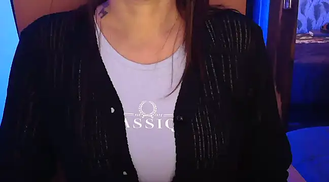  Blue Ruubyy  online show from January 21, 2025, 6:34 pm