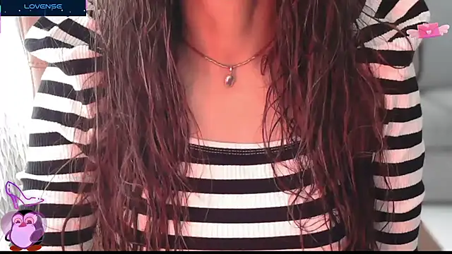  Blue Ruubyy  online show from October 19, 2025, 11:22 am