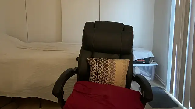 Drummajor online show from December 22, 2025, 4:59 pm