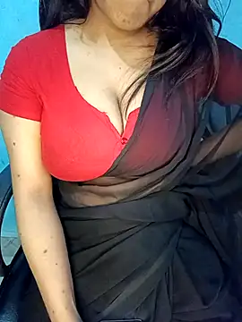 Dayna-36 online show from February 17, 2025, 7:31 pm