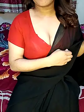 Dayna-36 online show from October 9, 2025, 3:21 pm