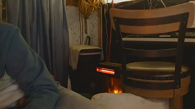 Snapshot of Haztogo4me chatting on February 3, 2026, 4:01 pm Haztogo4me online show from February 3, 2026, 4:01 pm