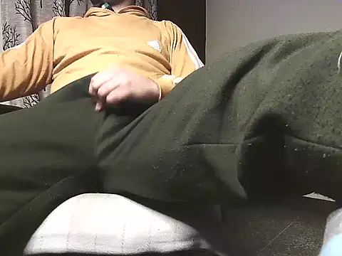 Snapshot of Bigdstar007 chatting on January 1, 2025, 7:43 pm Bigdstar007 online show from January 1, 2025, 7:43 pm