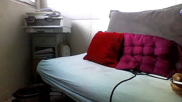 mimibooty online show from September 16, 2025, 1:12 pm