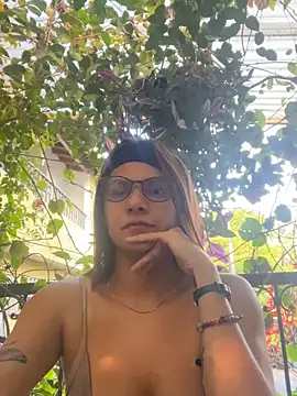 Snapshot of Susi_bell chatting on March 12, 2025, 10:17 pm Susi bell online show from March 12, 2025, 10:17 pm