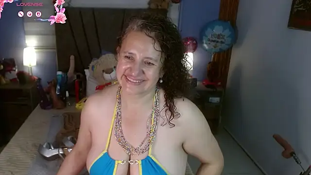 Snapshot of Nadia_84 chatting on June 30, 2026, 12:28 pm Nadia 84 online show from June 30, 2026, 12:28 pm