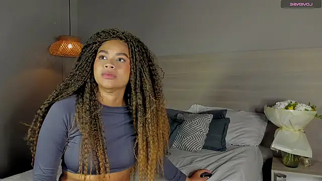 Snapshot of nayah__ chatting on October 8, 2025, 8:28 pm nayah online show from October 8, 2025, 8:28 pm