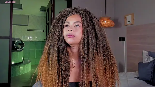 Snapshot of nayah__ chatting on October 14, 2025, 7:58 pm nayah online show from October 14, 2025, 7:58 pm