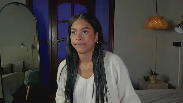 nayah   online show from December 20, 2025, 7:32 pm