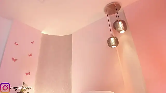 angeline-777 online show from September 18, 2025, 1:02 pm