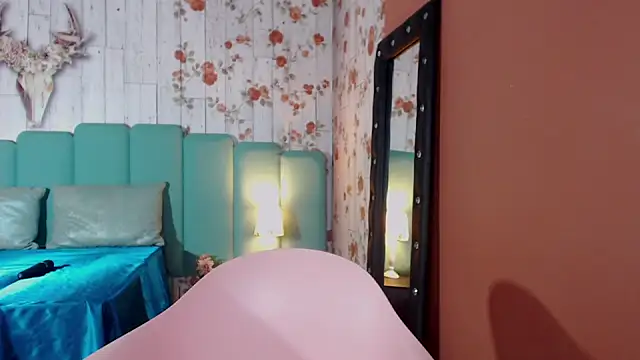 Alison Simmons online show from December 28, 2024, 6:50 pm