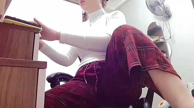 Snapshot of Alisa_Hotfeeling chatting on March 2, 2025, 1:58 am Alisa Hotfeeling online show from March 2, 2025, 1:58 am