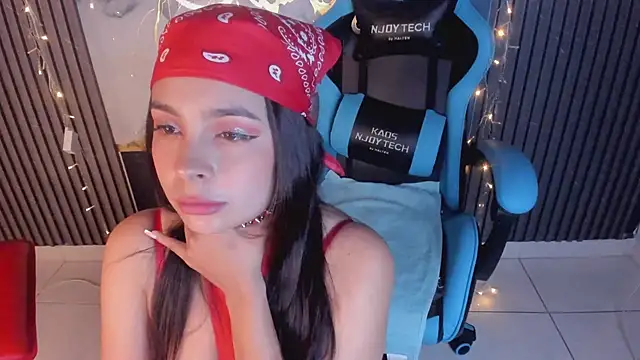 Snapshot of BrendaBrooks chatting on January 10, 2025, 2:23 pm BrendaBrooks online show from January 10, 2025, 2:23 pm