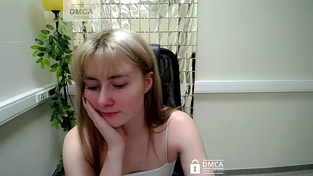 Snapshot of Tweet88 chatting on January 11, 2025, 12:22 am Tweet88 online show from January 11, 2025, 12:22 am