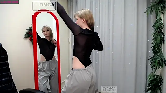 Snapshot of Tweet88 chatting on February 2, 2025, 3:39 pm Tweet88 online show from February 2, 2025, 3:39 pm