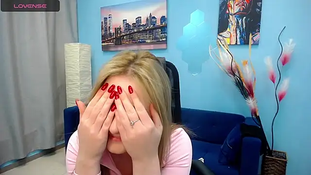 Snapshot of Tweet88 chatting on February 13, 2025, 6:38 pm Tweet88 online show from February 13, 2025, 6:38 pm