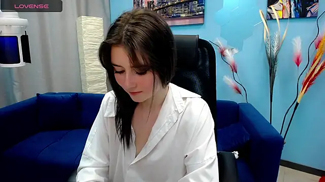 Snapshot of Tweet88 chatting on February 25, 2025, 8:51 pm Tweet88 online show from February 25, 2025, 8:51 pm